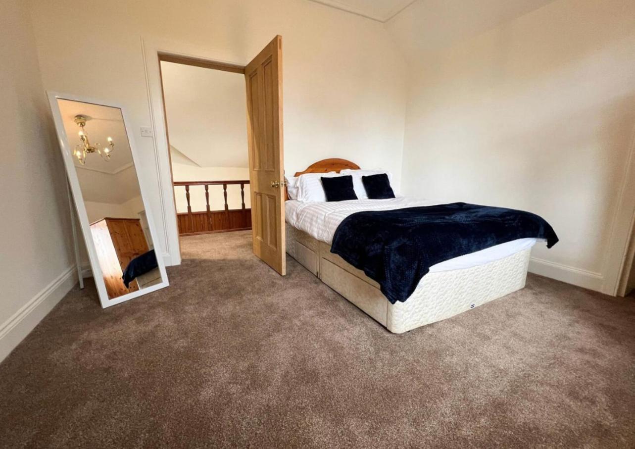 Carlibar Villa Barrhead Exteriér fotografie