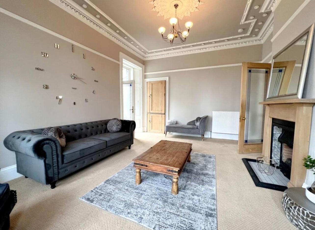Carlibar Villa Barrhead Exteriér fotografie